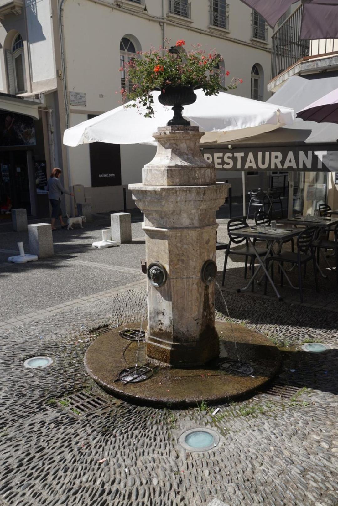 Bagnères de Luchon, Résidence Val de Jade, Beau T3 meublé, plein centre, pour 4 ou 6 personnes Esterno foto